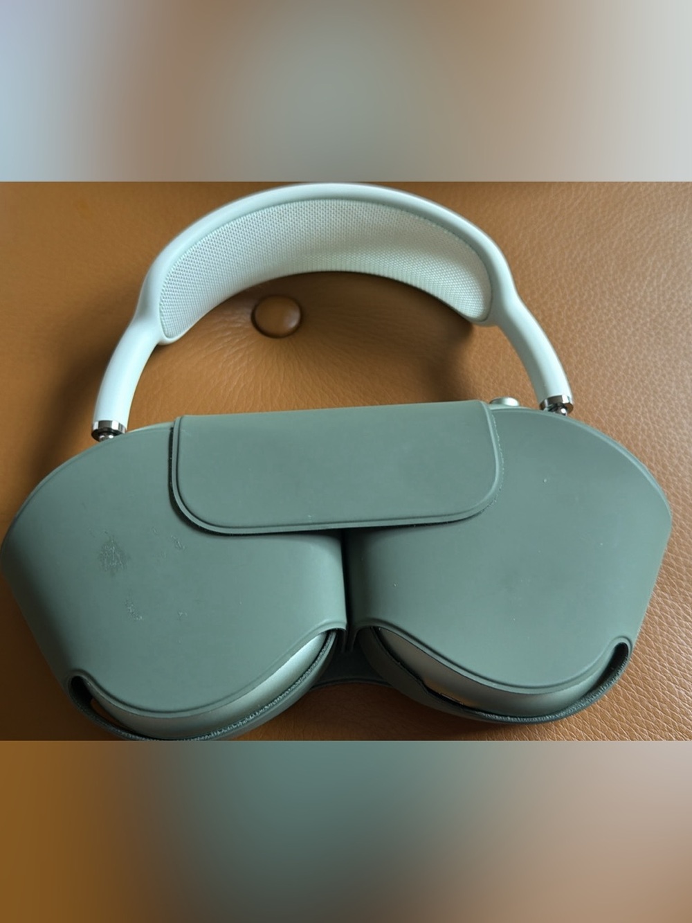 Apple AirPods Max Smart first Gen lightning